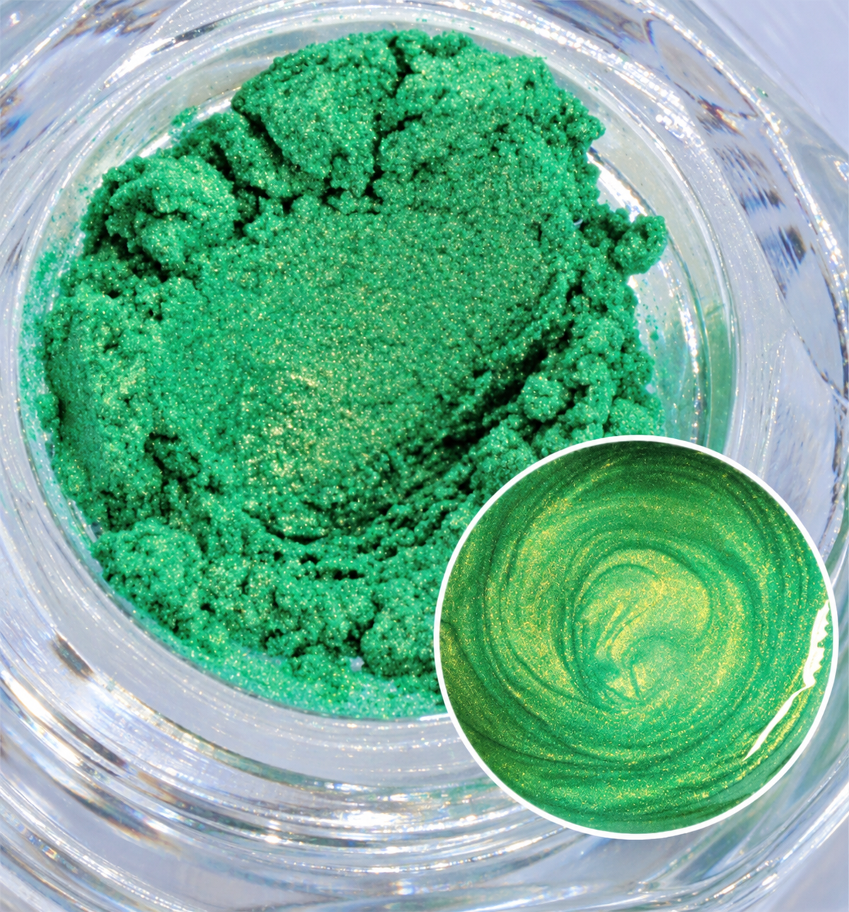 Emerald Enchantment green mica powder with a golden shimmer and green colour sample