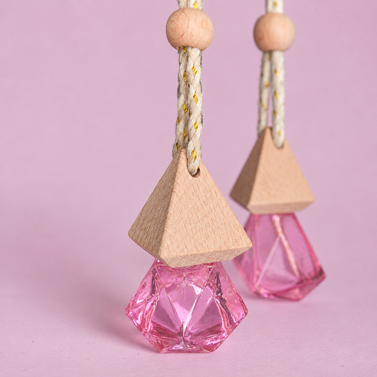Bluebells & Wild Berries luxury car hanging diffuser