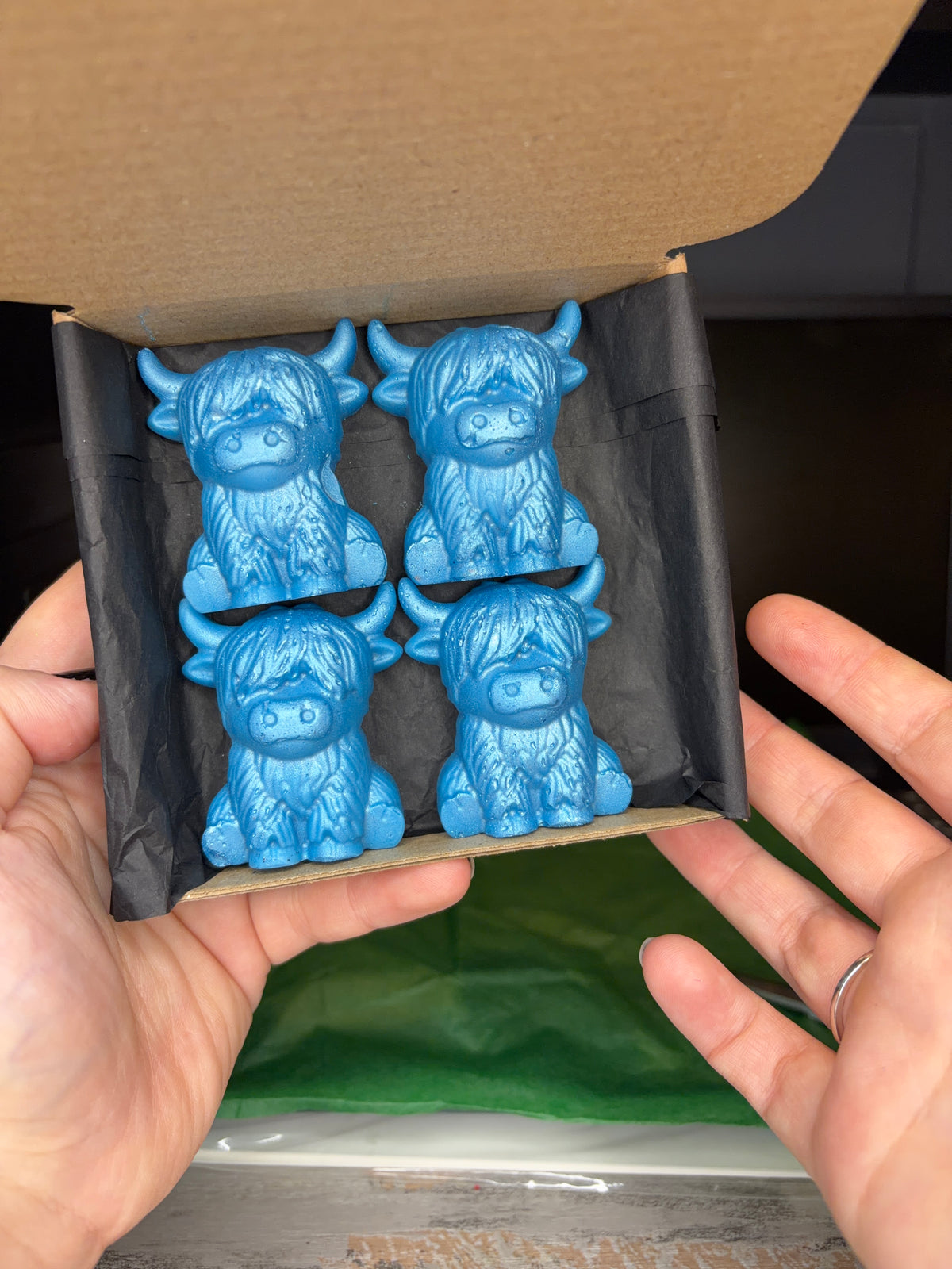 Highland Cow Wax Melts – Box of 4 | Choose Your Scent