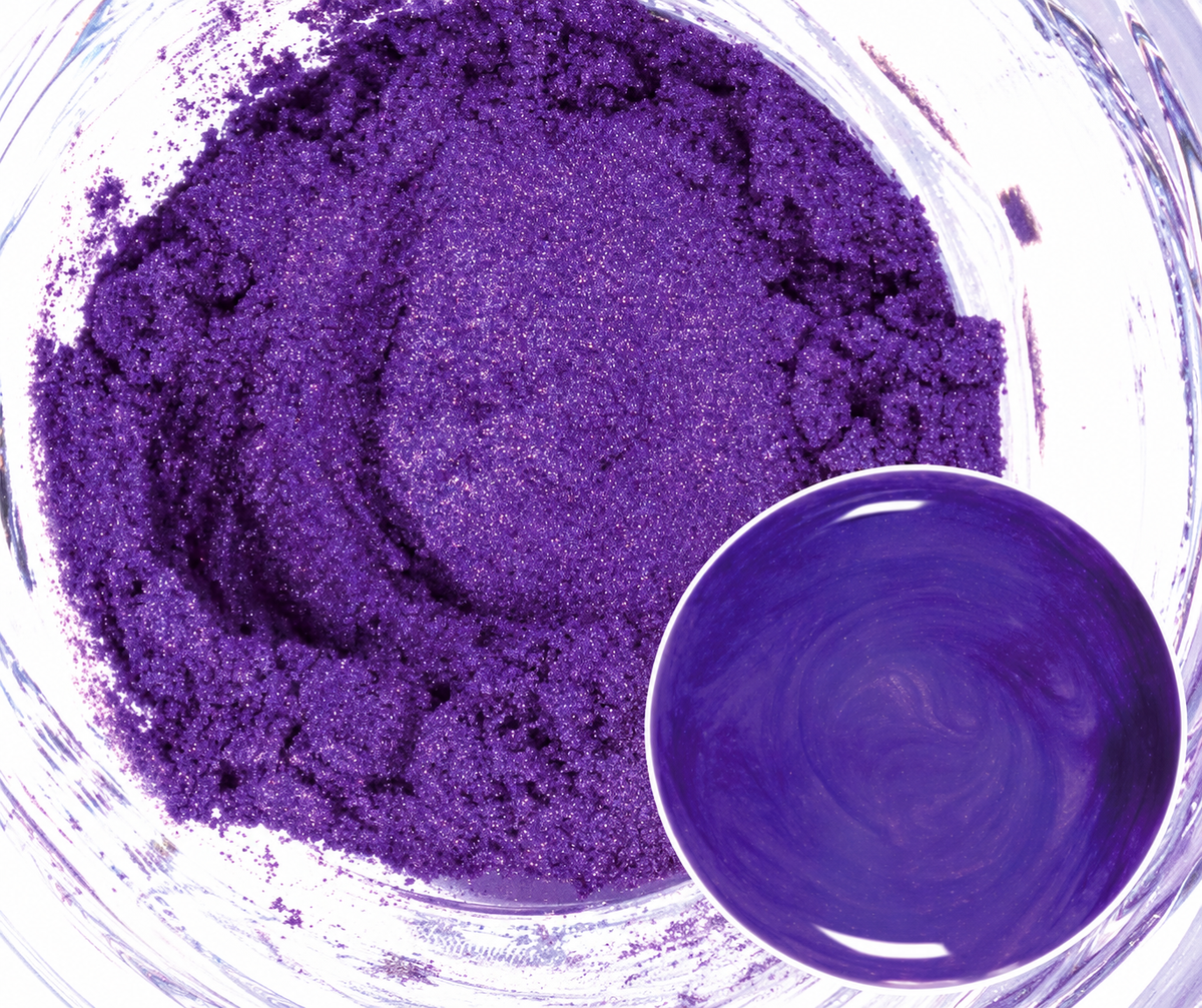 Violet Voodoo rich purple mica powder with a shimmery finish and purple colour sample
